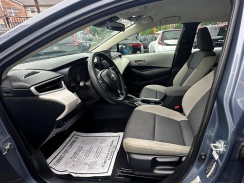 Used 2024 Toyota Corolla LE FWD image 18