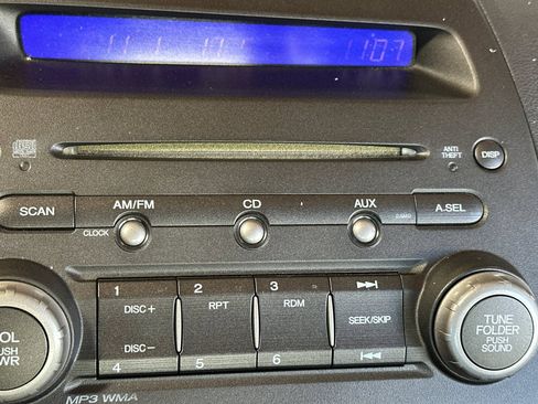 Used 2011 Honda Civic LX image 16