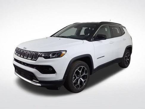Used 2025 Jeep Compass Limited AWD/4WD image 2