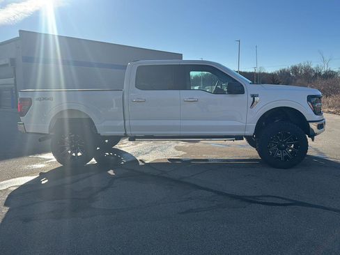 Used 2024 Ford F150 XLT w/ Tow/Haul Package image 7