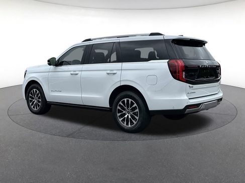 Used 2025 Ford Expedition Platinum AWD/4WD image 3