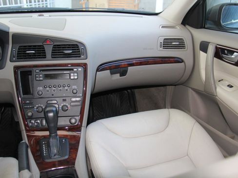 Used 2007 Volvo S60 2.5T image 10