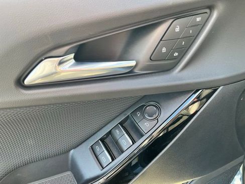 Used 2026 Chevrolet Equinox RS w/ Convenience Package III AWD/4WD image 18