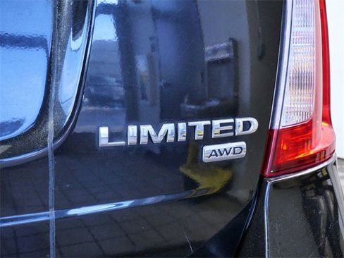 Used 2011 Ford Edge Limited image 9