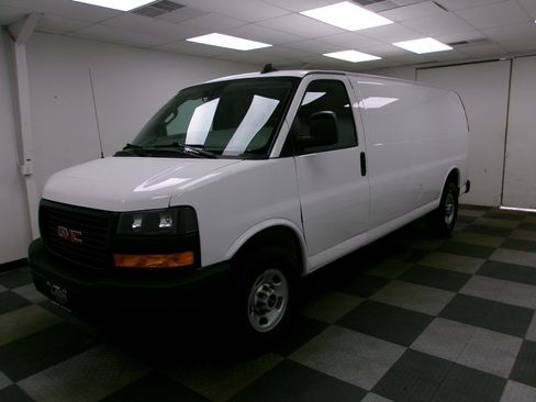 Used 2024 GMC Savana 2500 Extended w/ Driver Convenience Package RWD image 1
