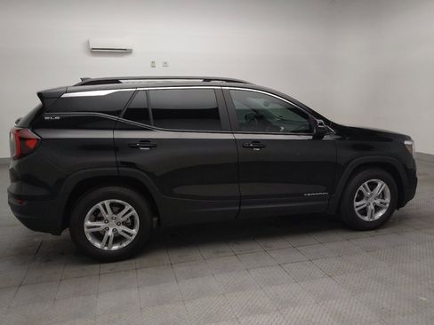 Used 2024 GMC Terrain SLE w/ Driver Convenience Package FWD image 10