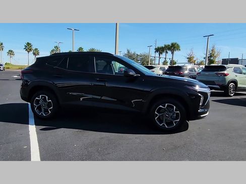 New 2026 Chevrolet Trax LT w/ Driver Confidence Package image 22