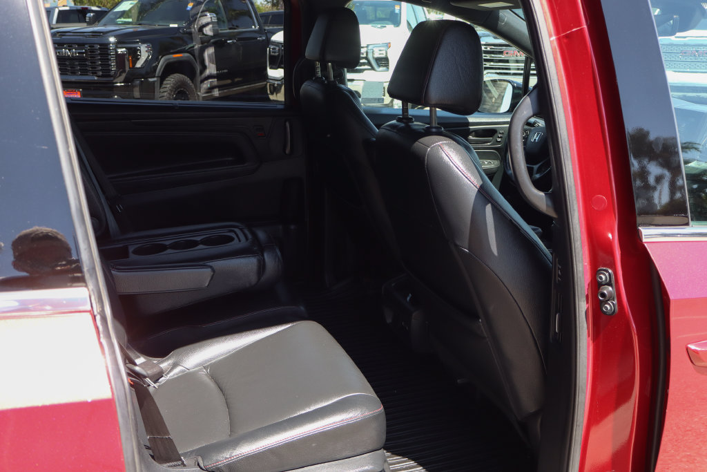Used 2023 Honda Odyssey Sport image 42