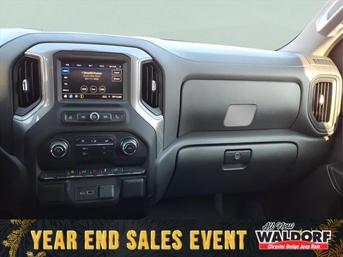 Used 2021 Chevrolet Silverado 1500 Custom image 13