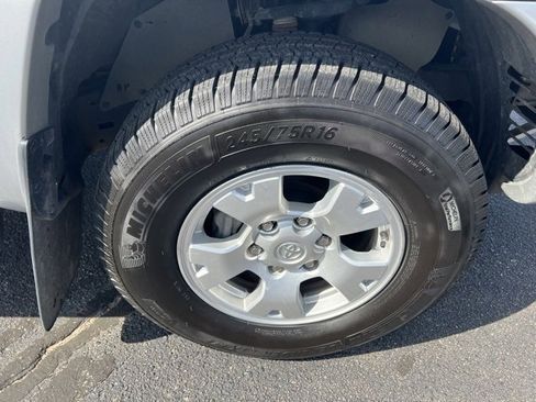 Used 2007 Toyota Tacoma 4x4 Access Cab V6 image 11