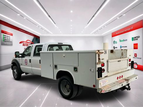 Used 2016 Ford F550 4x4 Crew Cab Super Duty image 5