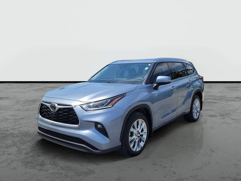 Used 2021 Toyota Highlander Limited AWD/4WD image 5