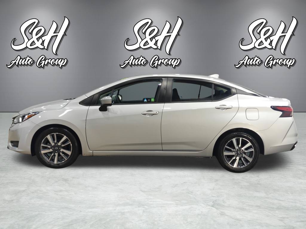 Used 2024 Nissan Versa SV FWD image 13