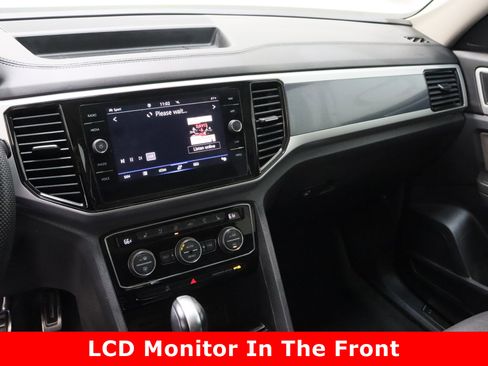 Used 2023 Volkswagen Atlas SEL Premium image 16