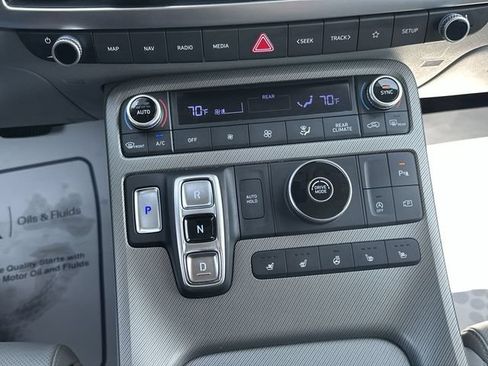 Used 2024 Hyundai Palisade SEL w/ Premium Package FWD image 24