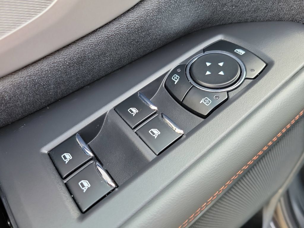 Used 2025 Ford Expedition Active RWD image 21