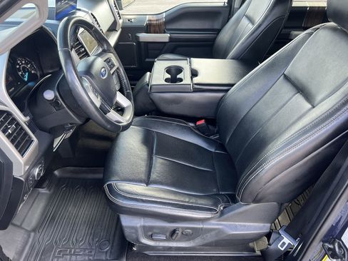 Used 2019 Ford F150 Lariat w/ Trailer Tow Package image 22