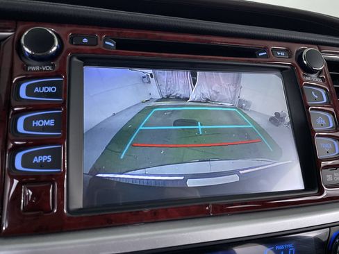 Used 2019 Toyota Highlander XLE AWD/4WD image 15