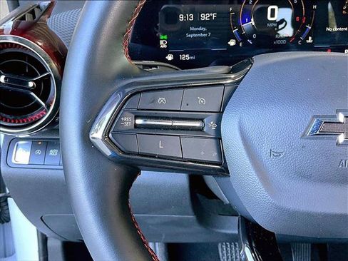 Used 2025 Chevrolet Equinox RS FWD image 20