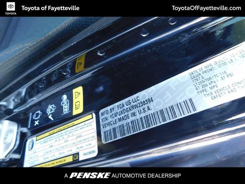 Used 2024 Jeep Wrangler Unlimited Sport AWD/4WD image 9