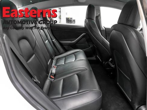 Used 2019 Tesla Model 3 Standard Range RWD image 71