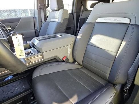 Used 2025 GMC Hummer EV 2X AWD/4WD image 5
