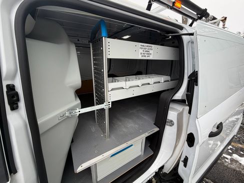 Used 2016 Ford Transit Connect XL image 17