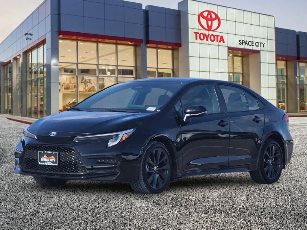 Certified 2026 Toyota Corolla SE FWD image 2