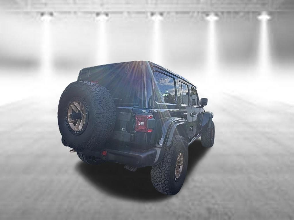 Used 2025 Jeep Wrangler Unlimited Rubicon 392 AWD/4WD image 6
