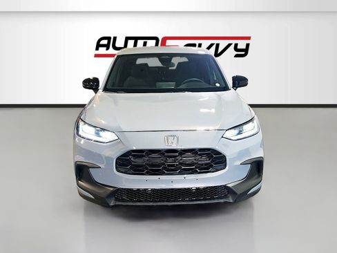 Used 2025 Honda HR-V Sport image 2