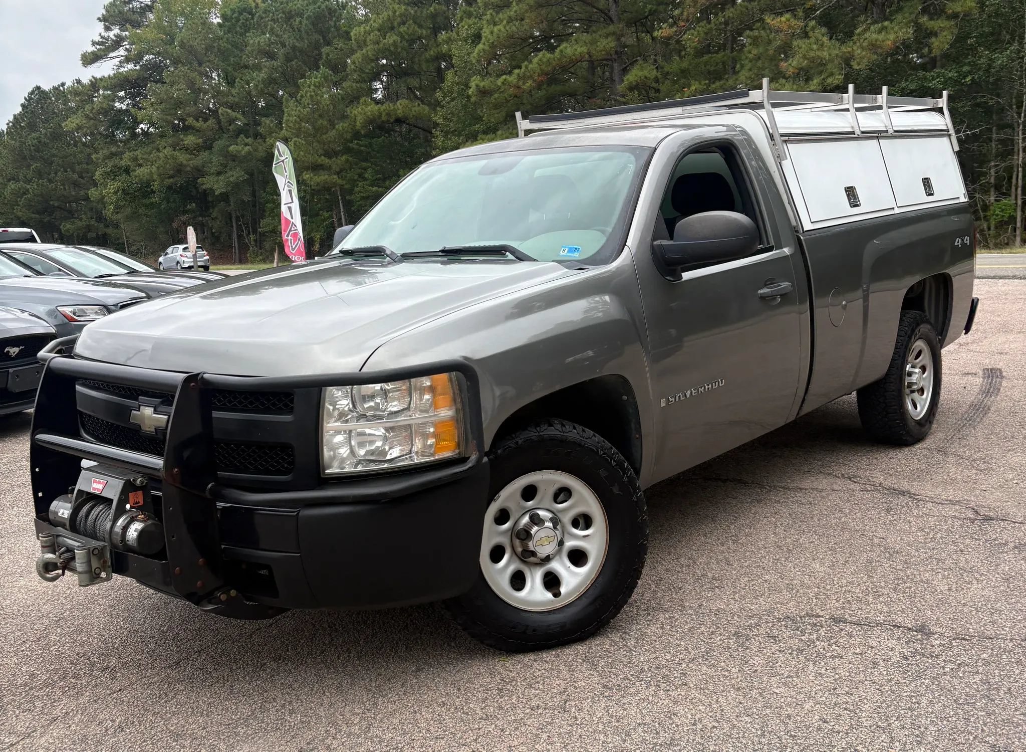 Used 2009 Chevrolet Silverado 1500 W/T w/ Skid Plate Package AWD/4WD image 2