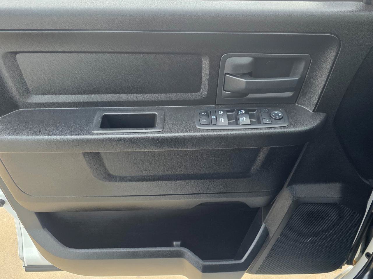 Used 2019 RAM 1500 Express w/ Wheel & Sound Group AWD/4WD image 9