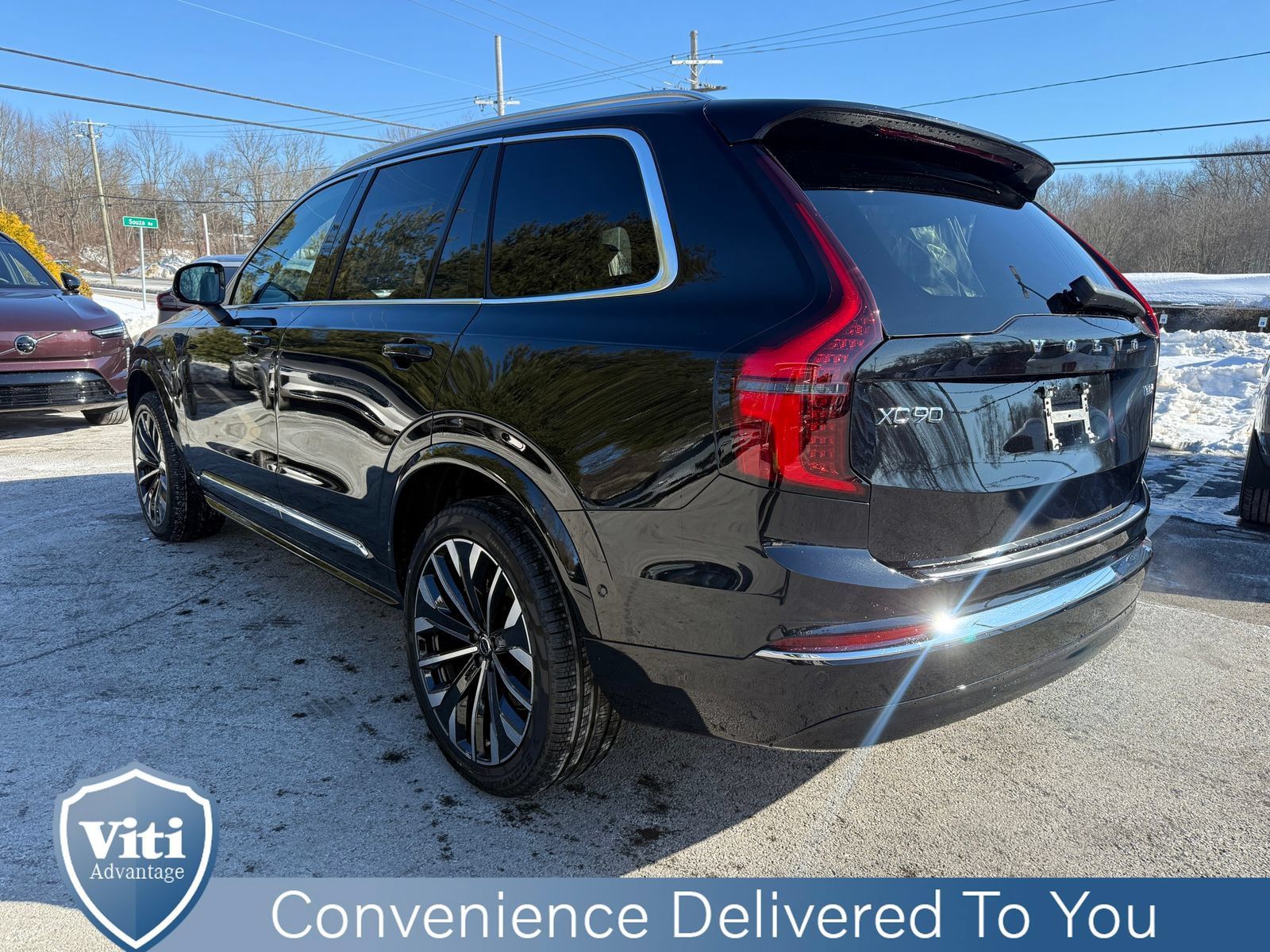 New 2026 Volvo XC90 T8 Plus w/ Protection Package Premier AWD/4WD image 6