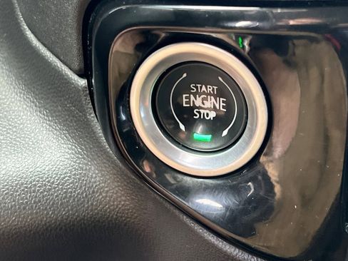 Used 2022 Chevrolet Silverado 1500 LT Trail Boss image 19