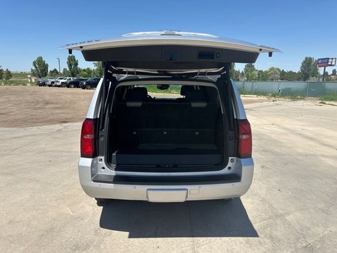 Used 2015 Chevrolet Tahoe LT w/ Luxury Package AWD/4WD image 23