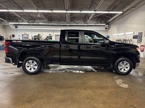 Used 2023 Chevrolet Silverado 1500 LT image 7