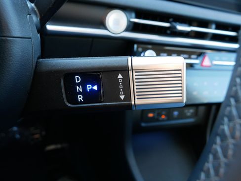 Certified 2025 Hyundai Tucson SEL image 24