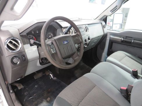 Used 2012 Ford F350 XLT w/ Snow Plow Prep Pkg image 10