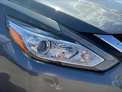Used 2018 Nissan Altima 2.5 S w/ S Convenience Package FWD image 31