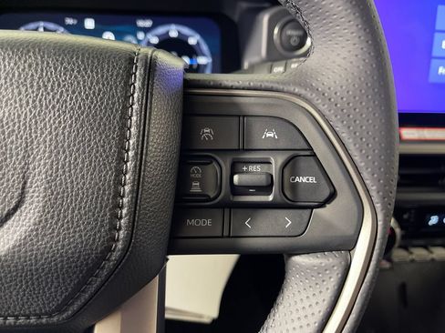 New 2026 Toyota 4Runner Limited AWD/4WD image 27