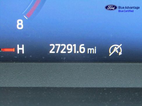 Certified 2024 Ford Escape ST-Line Elite w/ Premium Technology Package AWD/4WD image 36