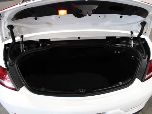 Used 2018 Mercedes-Benz C 300 Cabriolet image 15