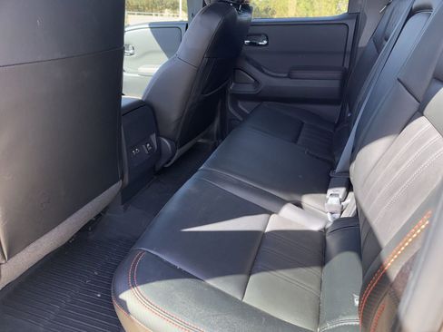 Used 2023 Nissan Frontier PRO-4X w/ Pro-4X Premium Package image 11