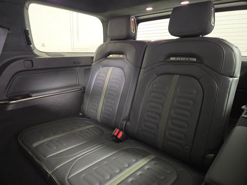 Used 2024 Rivian R1S Adventure AWD/4WD image 22