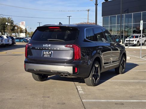 New 2025 Kia Telluride S image 4