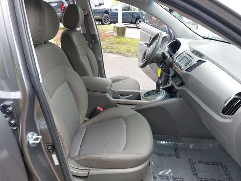 Used 2016 Kia Sportage LX w/ LX Popular Package FWD image 10