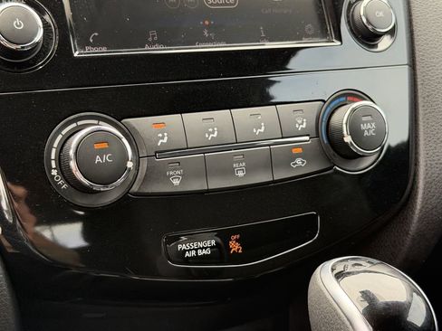 Used 2020 Nissan Rogue Sport S FWD image 23