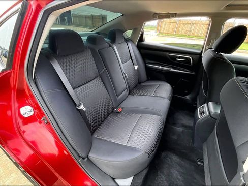 Used 2018 Nissan Altima 2.5 SV w/ 2.5 SV Technology Package FWD image 19