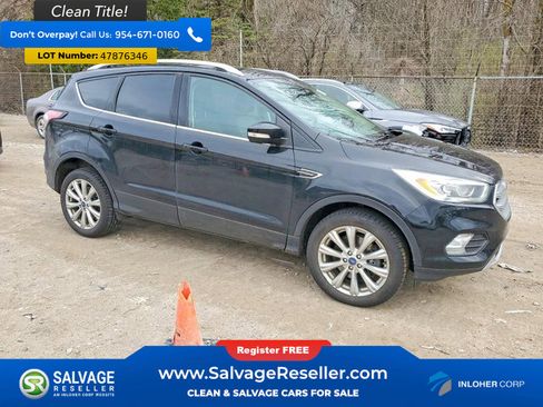 Used 2017 Ford Escape Titanium image 5