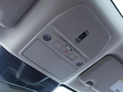New 2026 Nissan Sentra SR FWD image 18